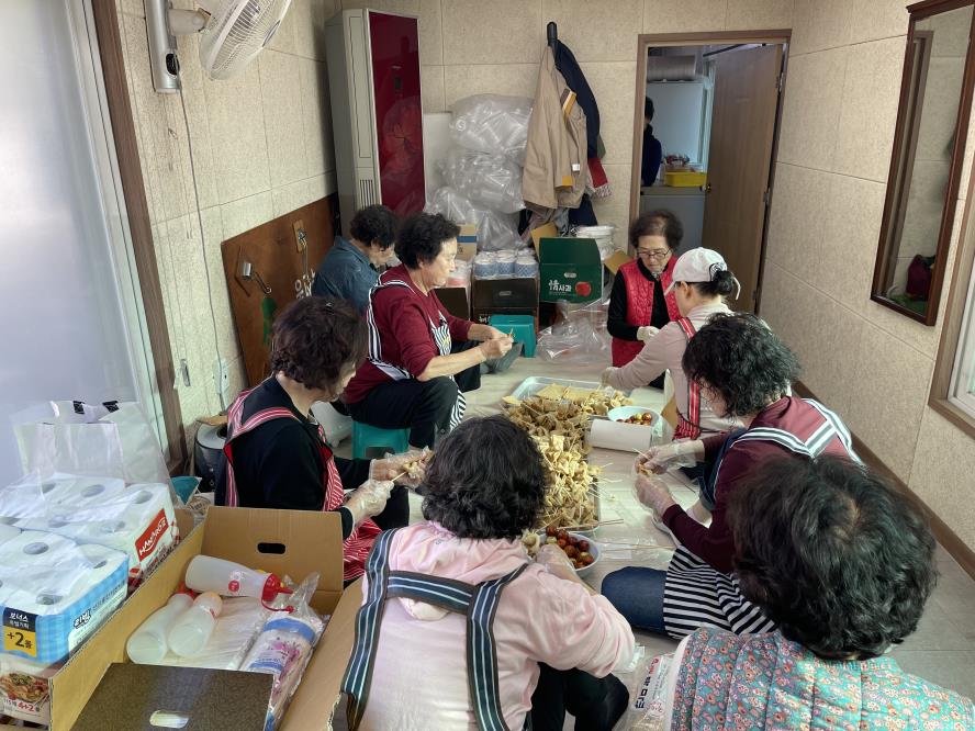수원시 권선구 곡선동 새마을부녀회, 제2회 곡마실 축제 앞두고 ‘대장금’ 솜씨 발휘
